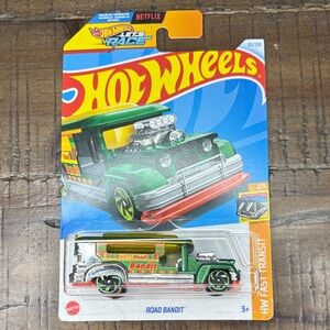 2021 Mattel Hot Wheels Road Bandit - Green and Silver Bundle 2/$15